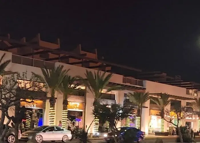 Eateries Shops 10 Min Walk Golf View San Jose del Cabo