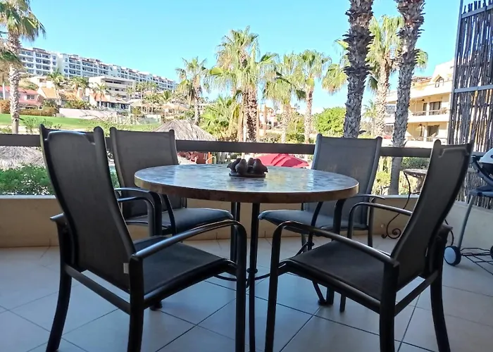 Eateries Shops 10 Min Walk Golf View *